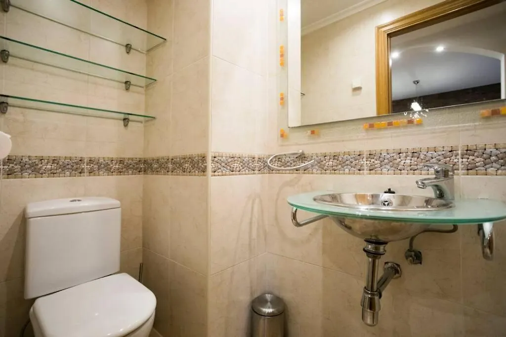 Berlin - Basquenjoy Daire Minneapolis 0*,  İspanya